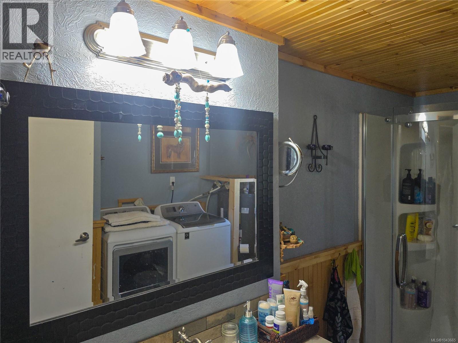754 Sayward Rd Property Photo 35