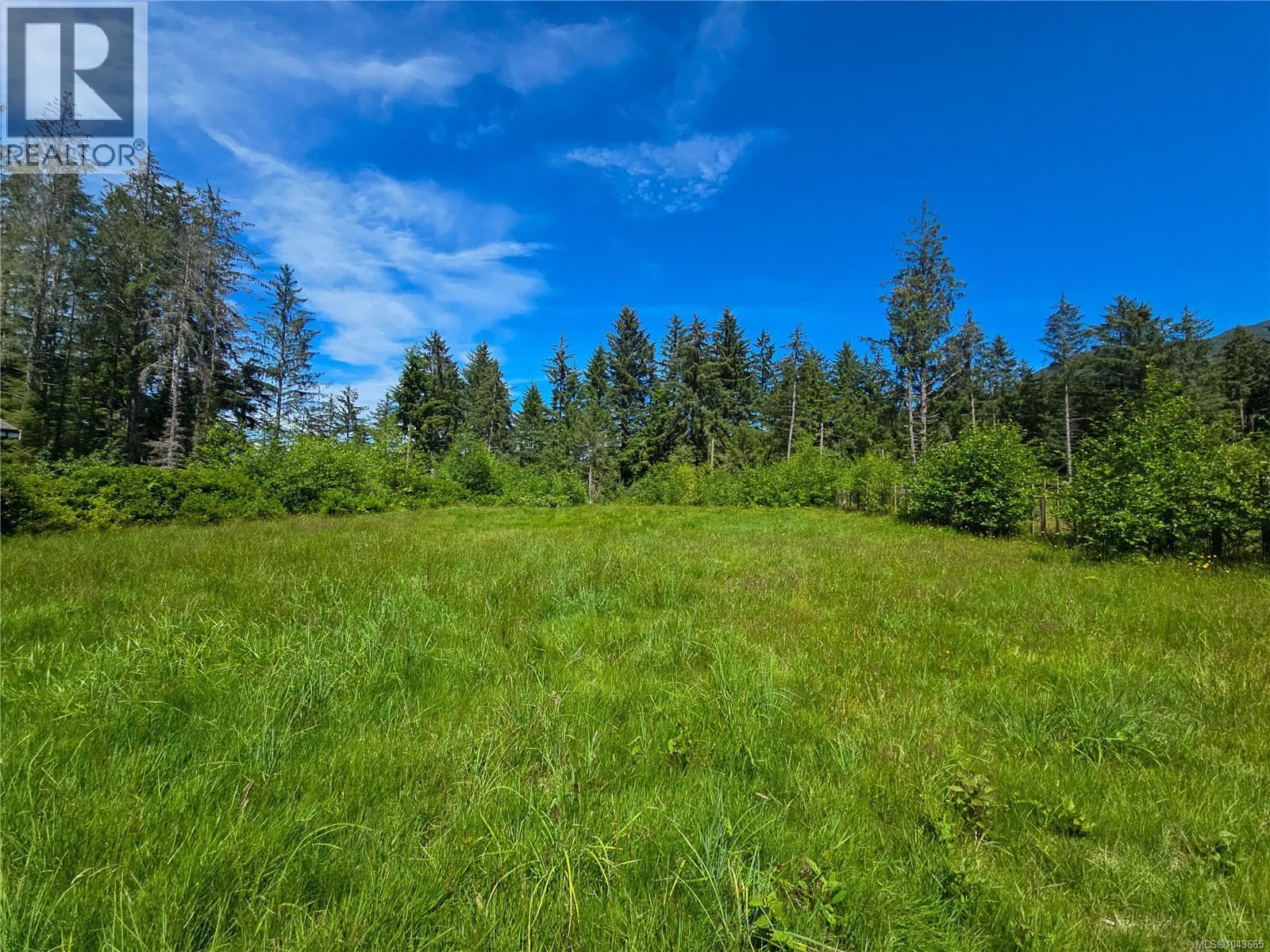 754 Sayward Rd Property Photo 52