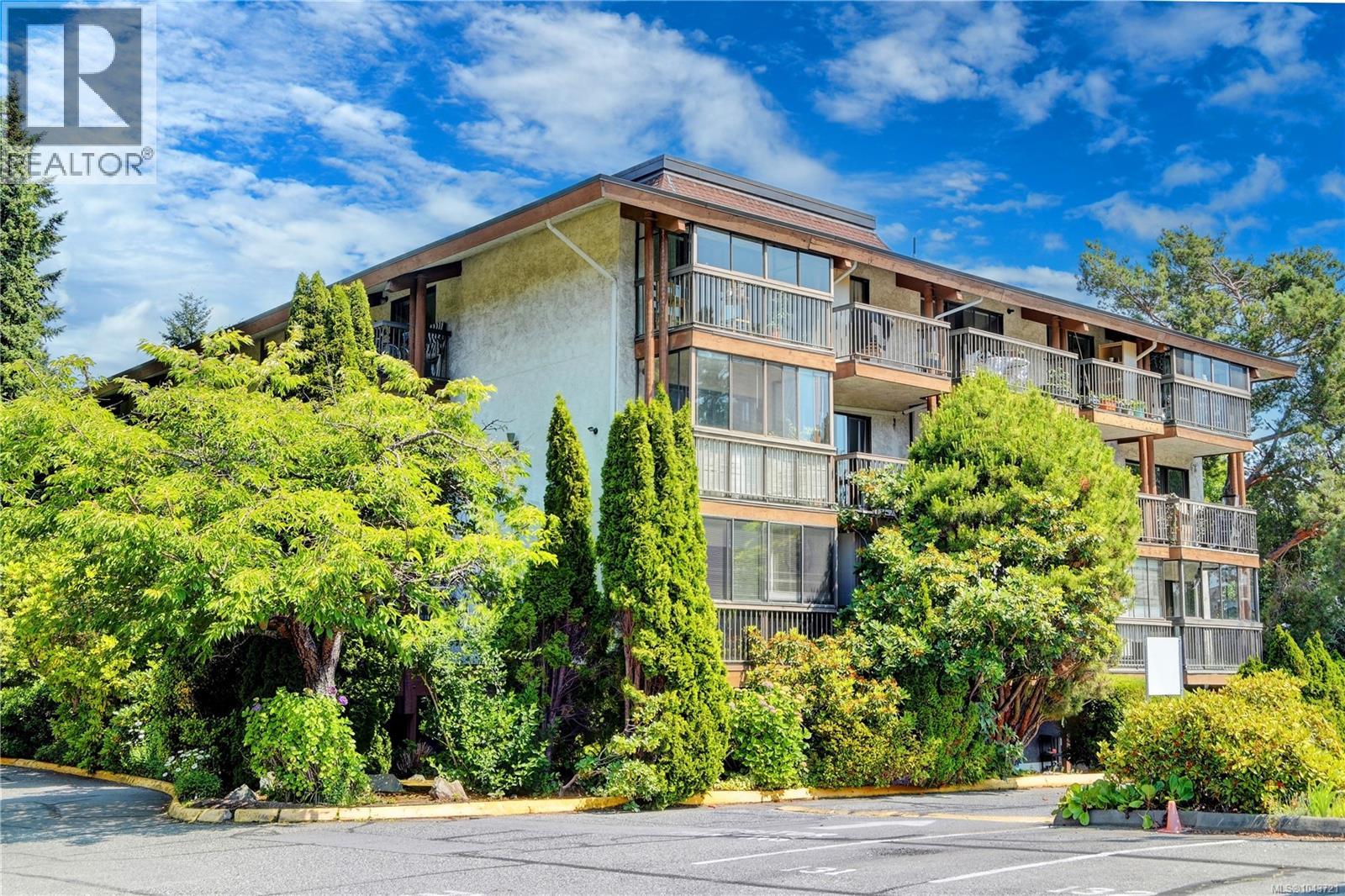 304 1009 McKenzie Ave