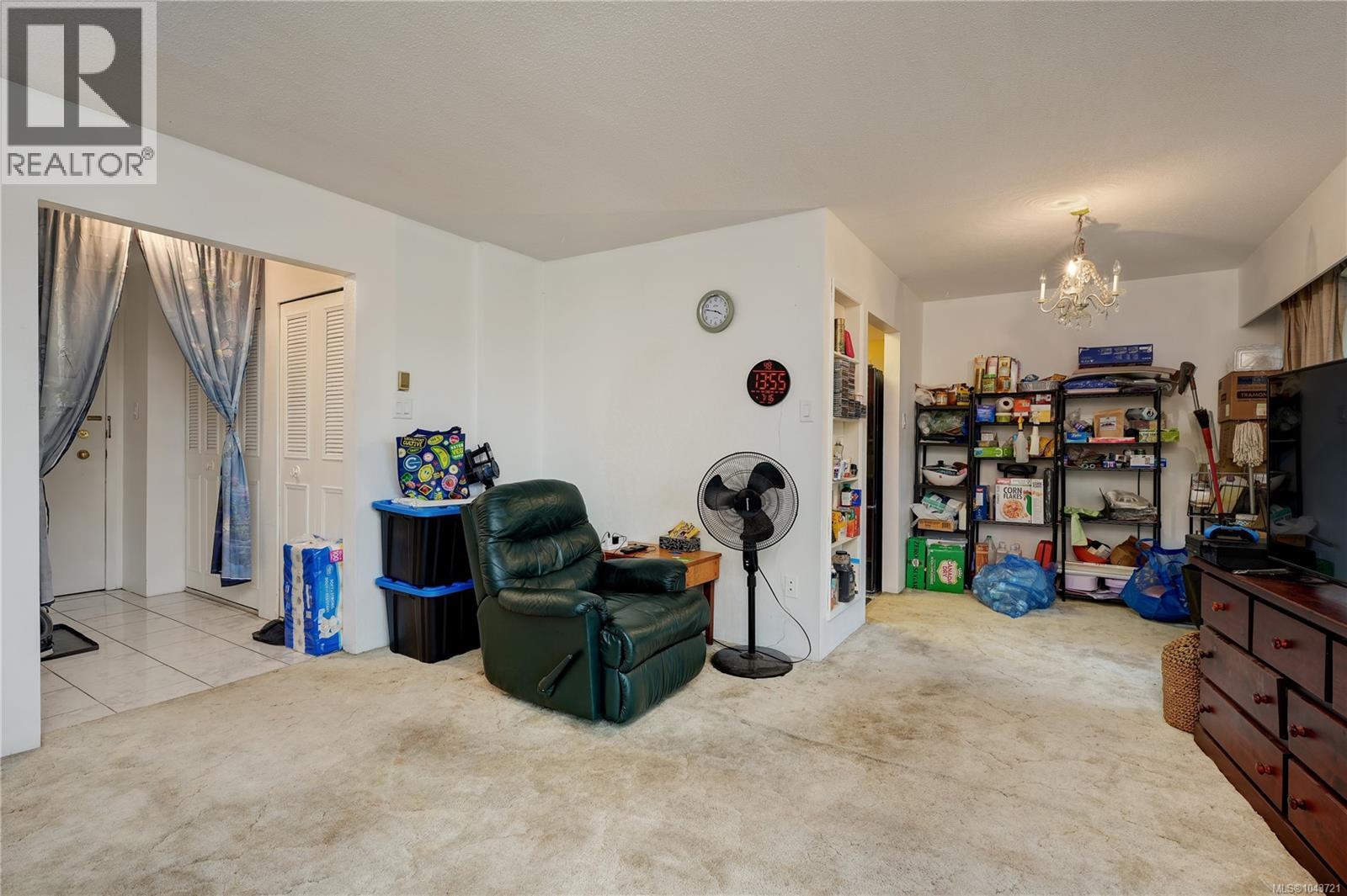 304 1009 Mckenzie Ave Property Photo 5