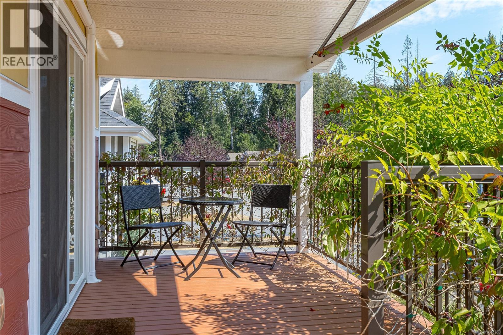 366 3042 River Rd Property Photo 2