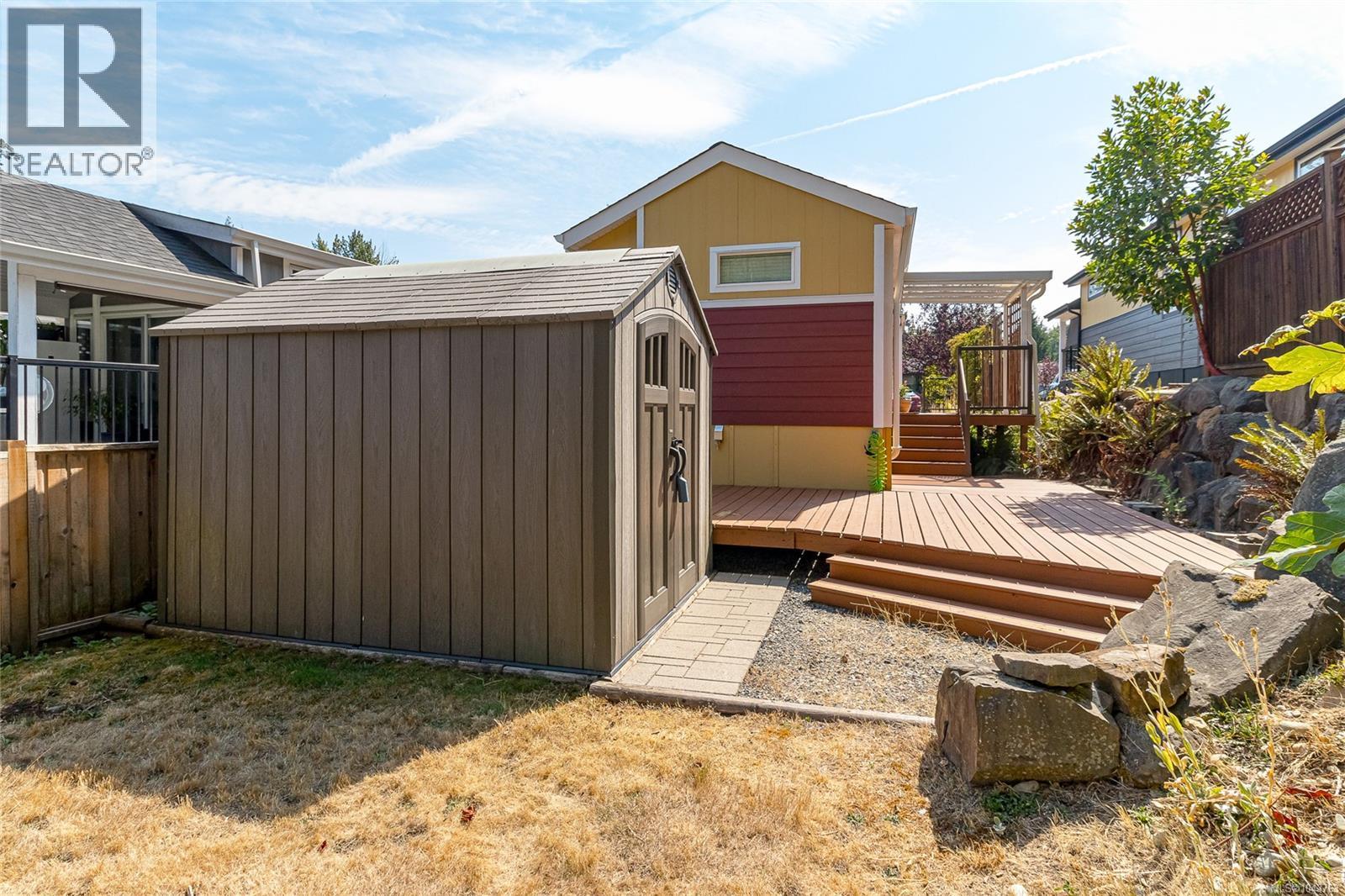 366 3042 River Rd Property Photo 28