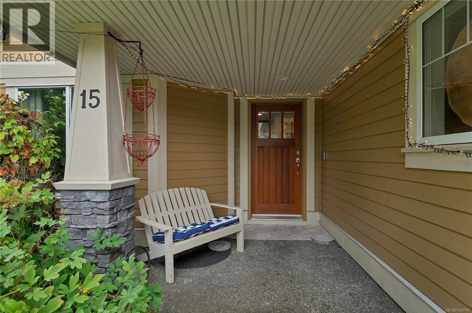 15 769 Merecroft Rd Property Photo 2