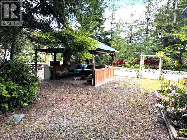 D4 2650 Turnbull Rd Property Photo 13