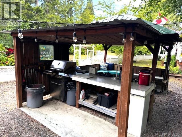 D4 2650 Turnbull Rd Property Photo 15