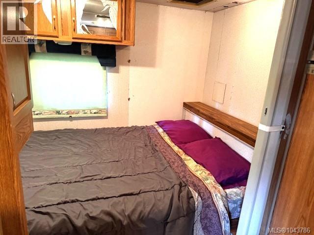 D4 2650 Turnbull Rd Property Photo 24