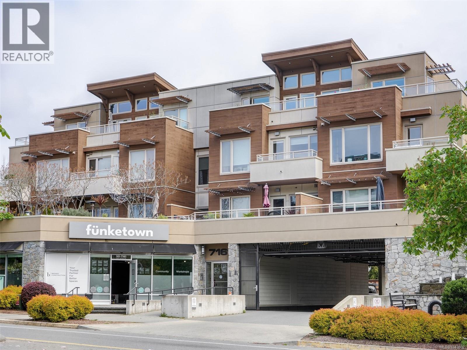 401 7161 West Saanich Rd