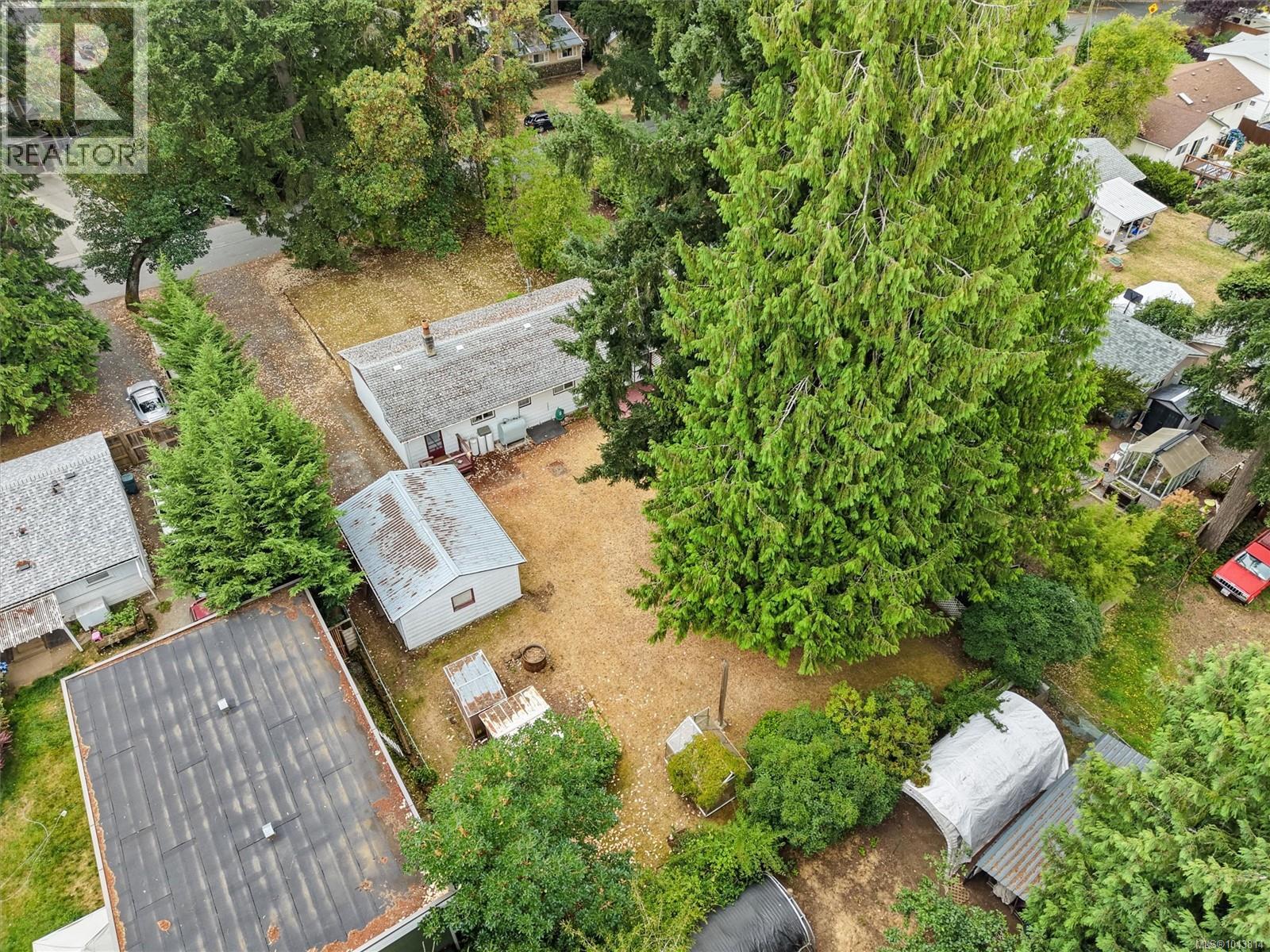 2986 Glen Lake Rd Property Photo 4
