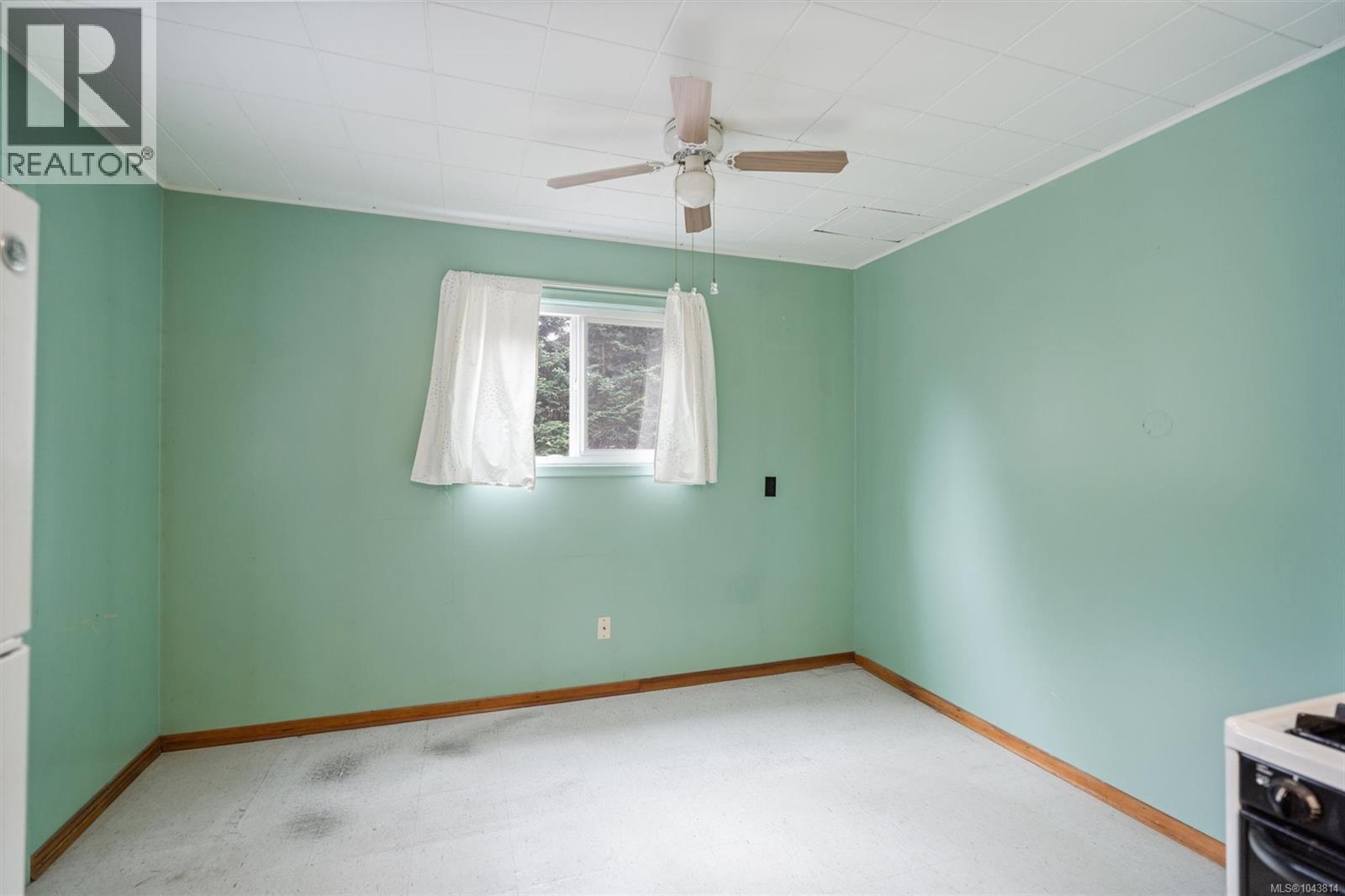 2986 Glen Lake Rd Property Photo 19