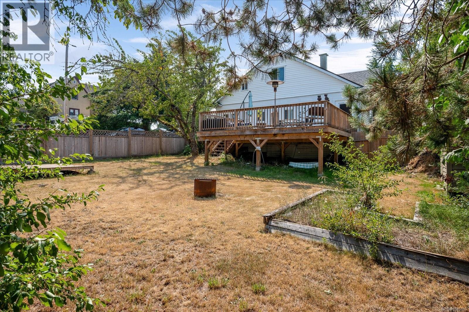 342 Howard Ave Property Photo 45