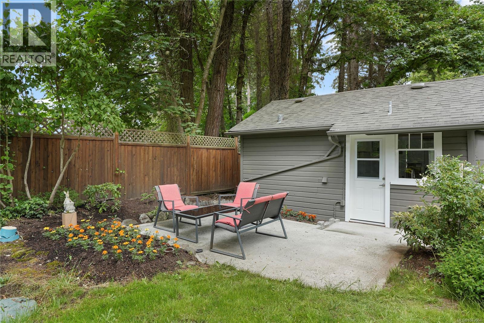 5470 Alderley Rd Property Photo 34