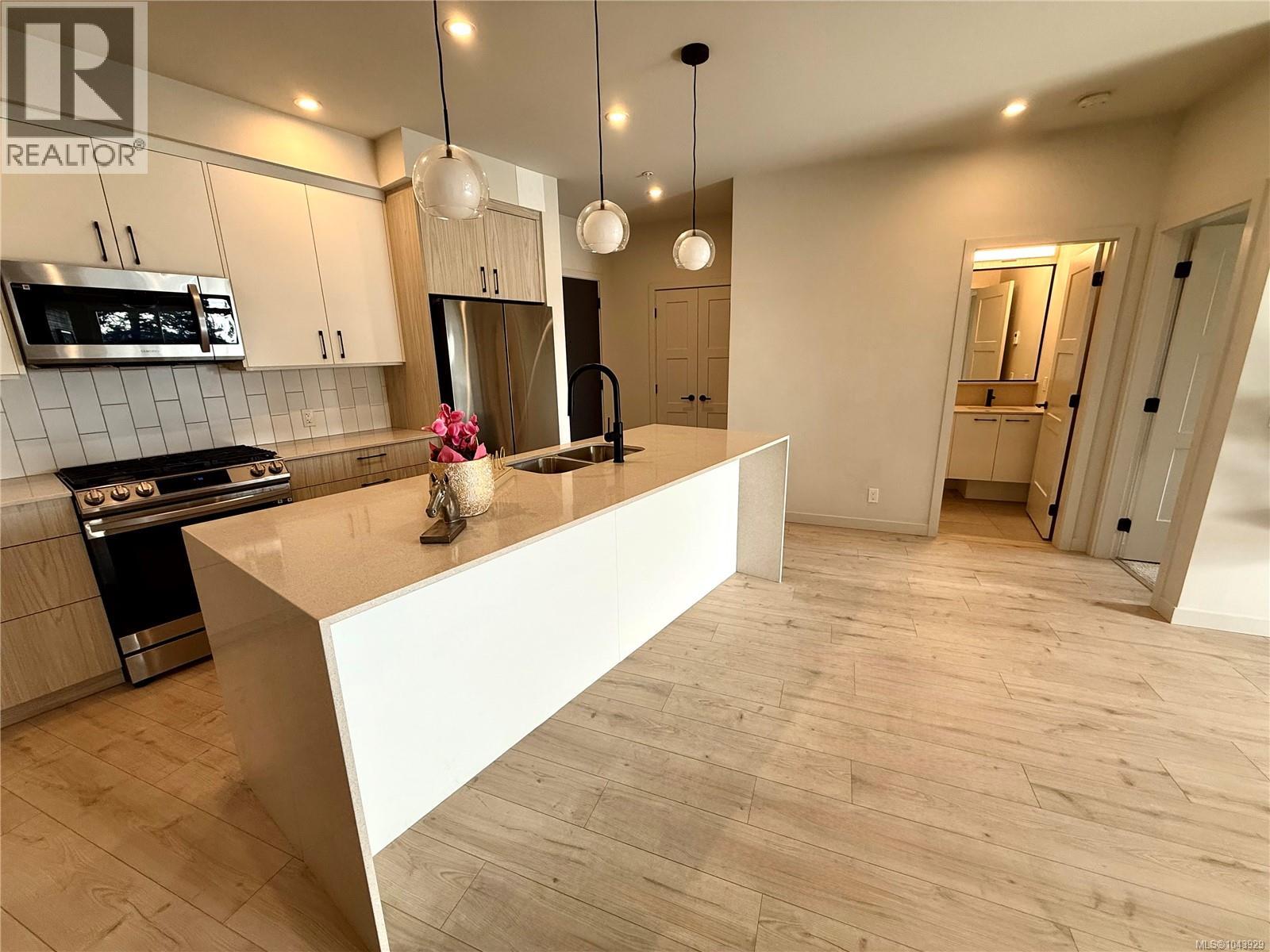 110 958 Pharoah Mews Property Photo 1