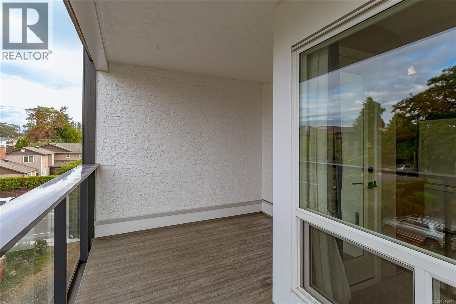 309 1725 Cedar Hill Cross Rd Property Photo 11