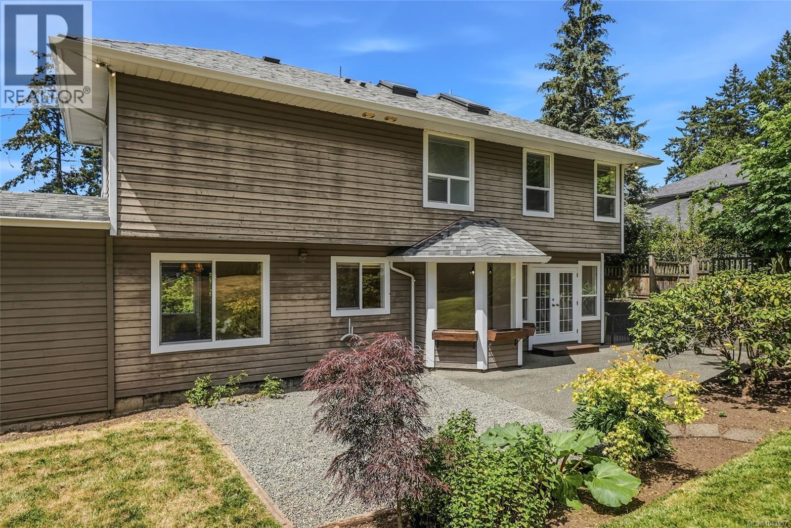 1688 Maple Bay Rd Property Photo 85