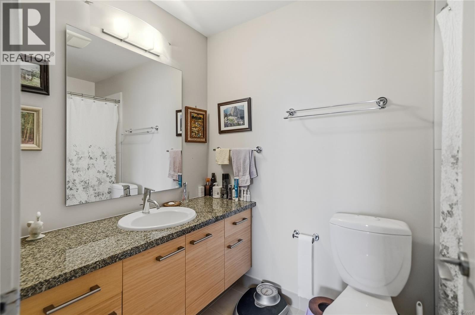 1106 38 Front St Property Photo 48