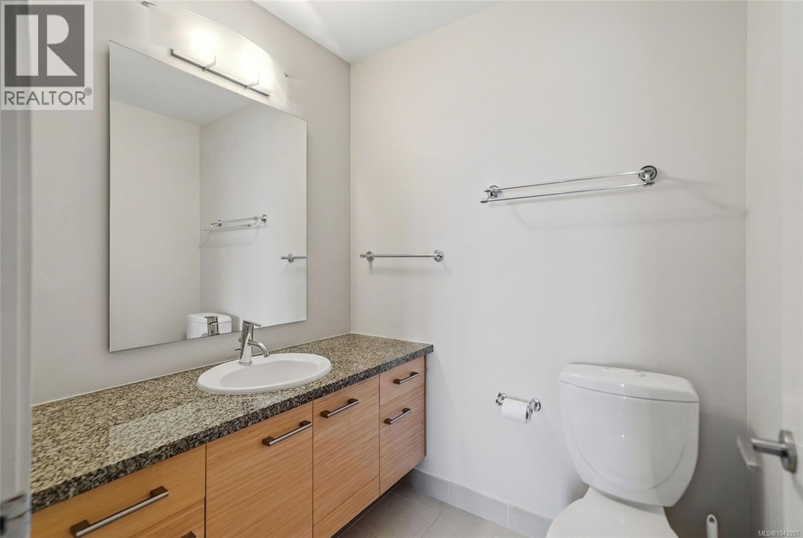 1106 38 Front St Property Photo 49