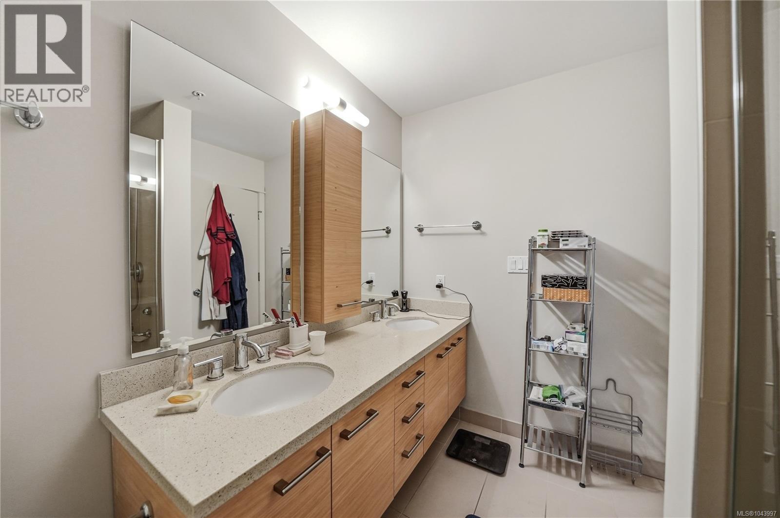 1106 38 Front St Property Photo 50