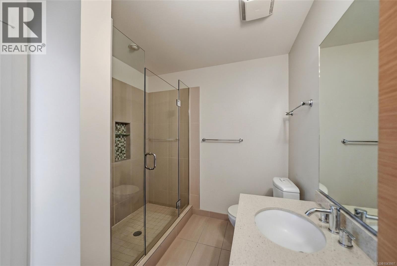1106 38 Front St Property Photo 53