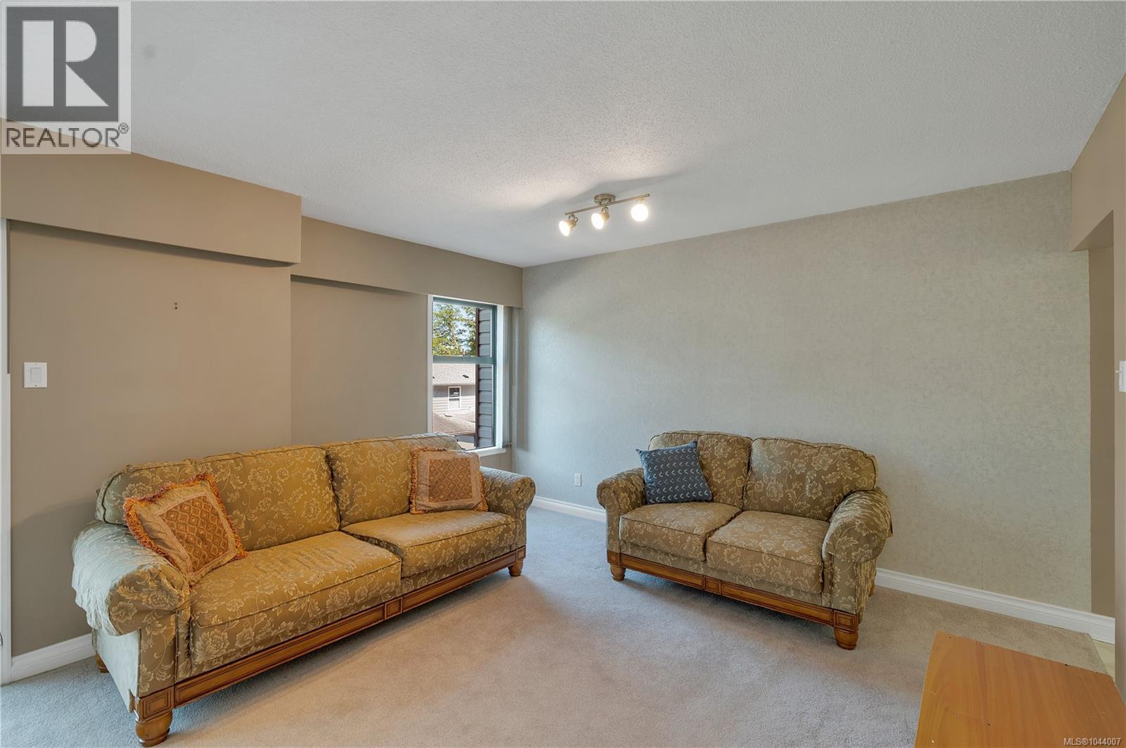 81 Mckay Cres Property Photo 29