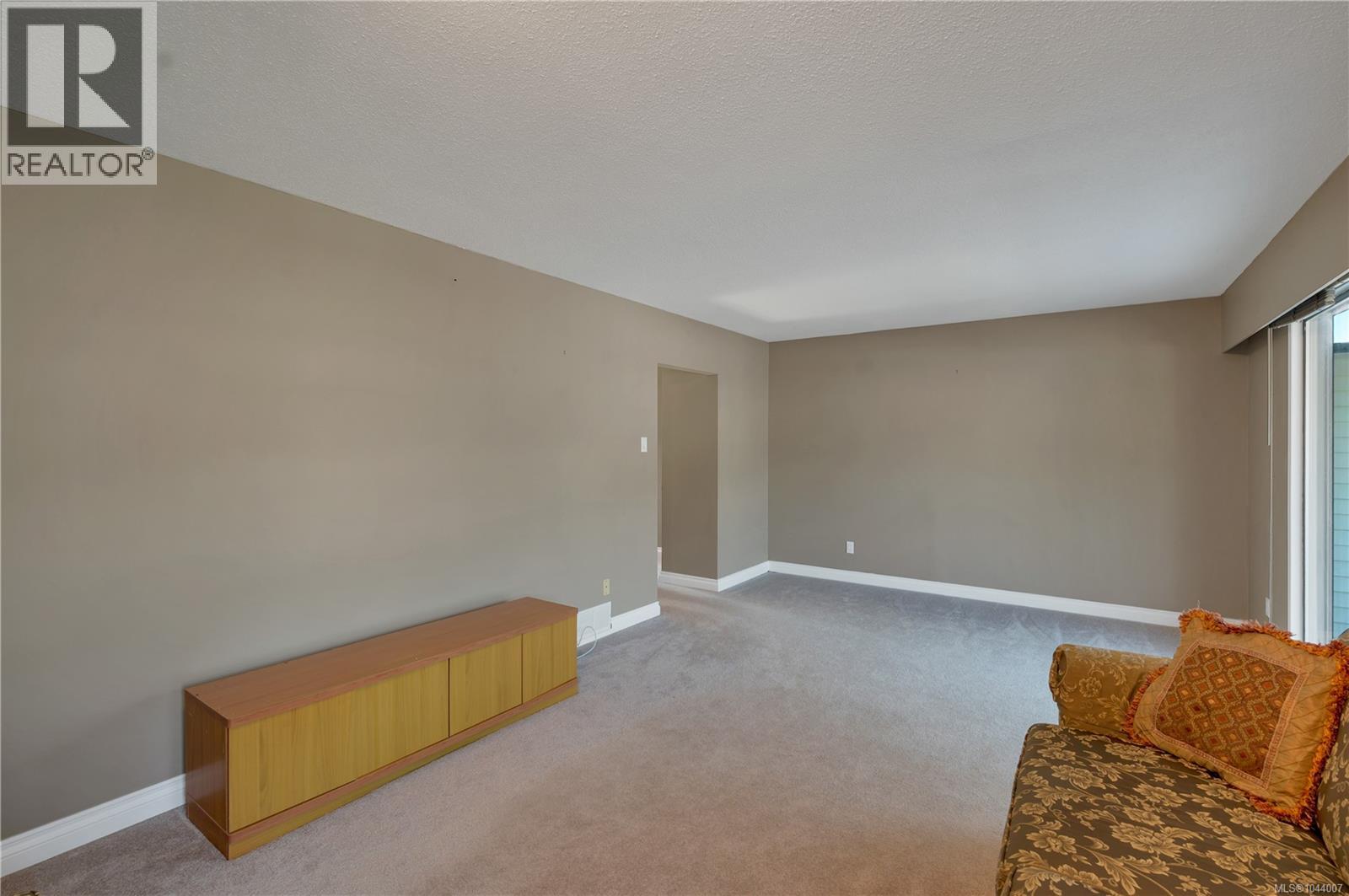 81 Mckay Cres Property Photo 31