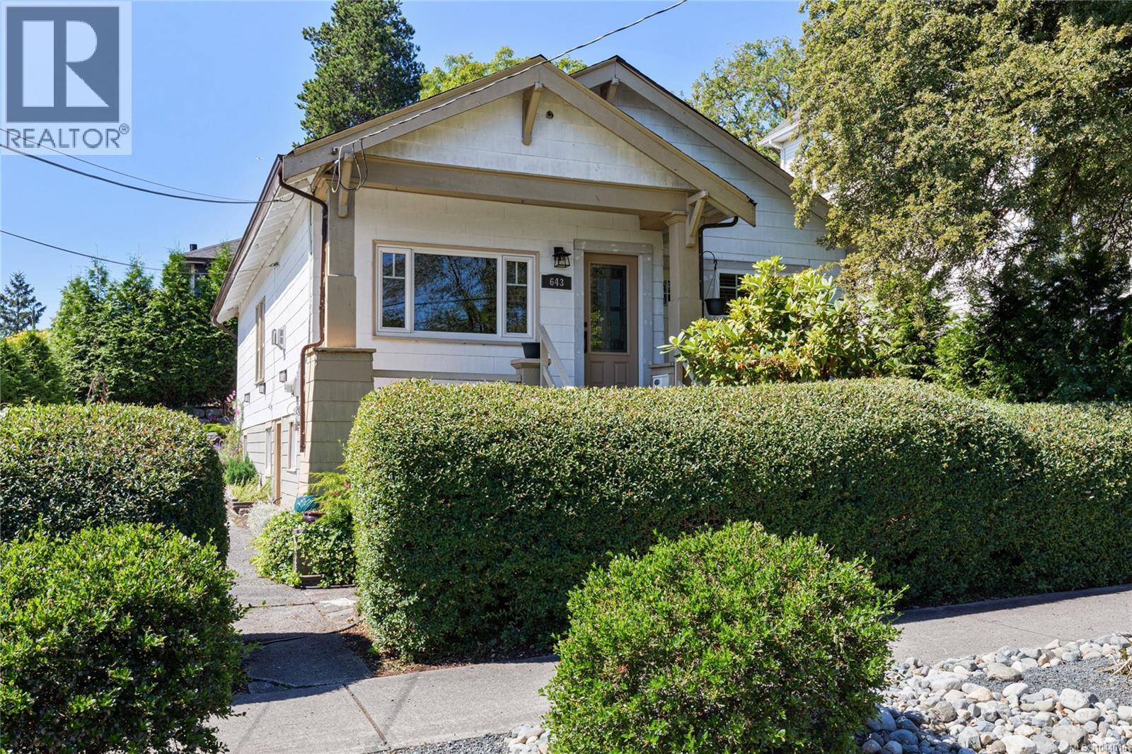 643 Kennedy St Property Photo 1