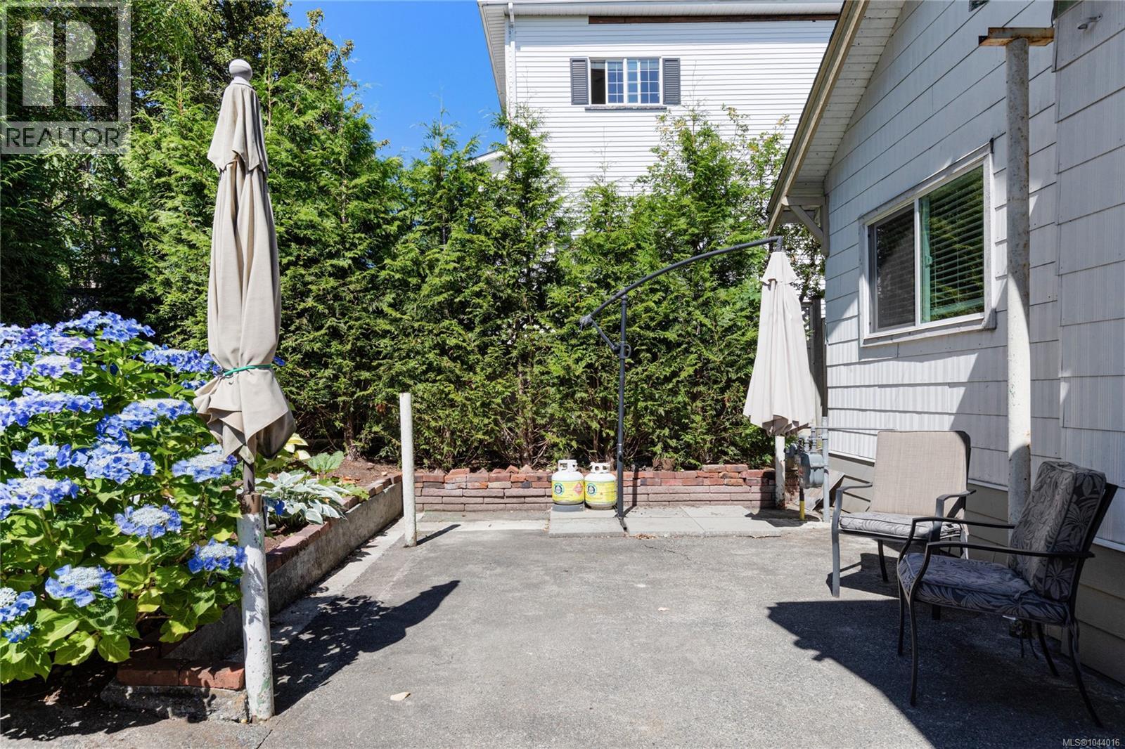 643 Kennedy St Property Photo 27
