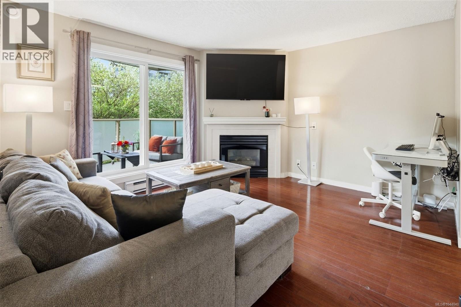 202 2710 Grosvenor Rd Property Photo 6