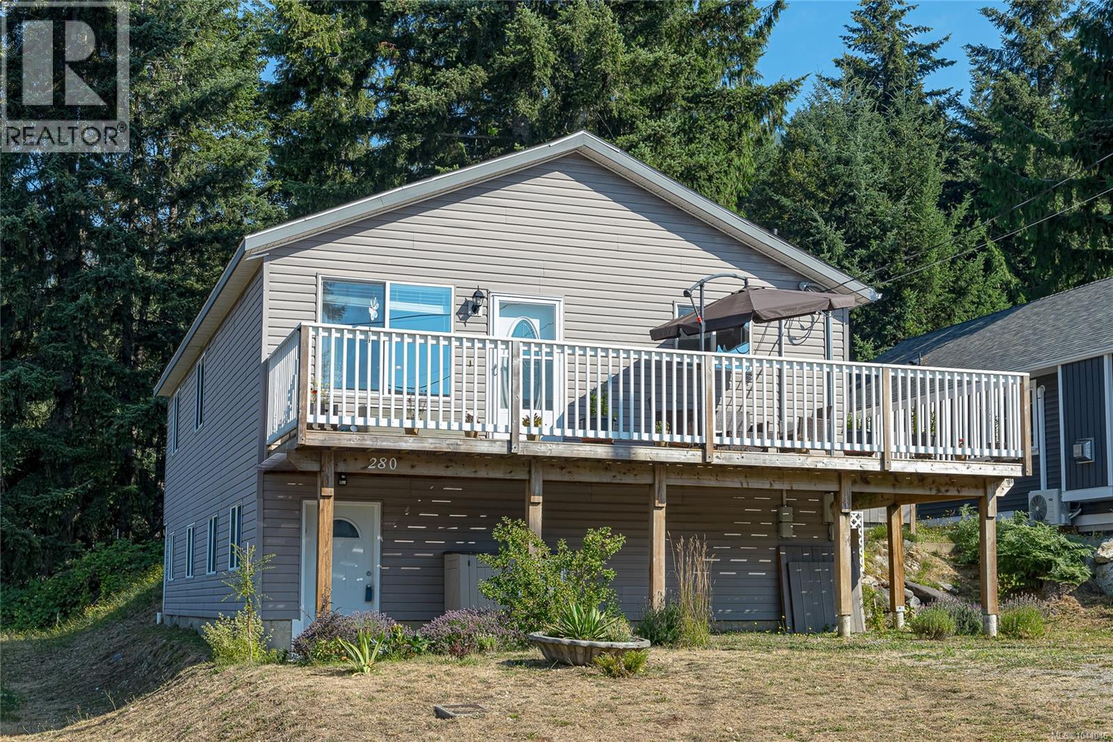 280 Lake Park Rd Property Photo 1