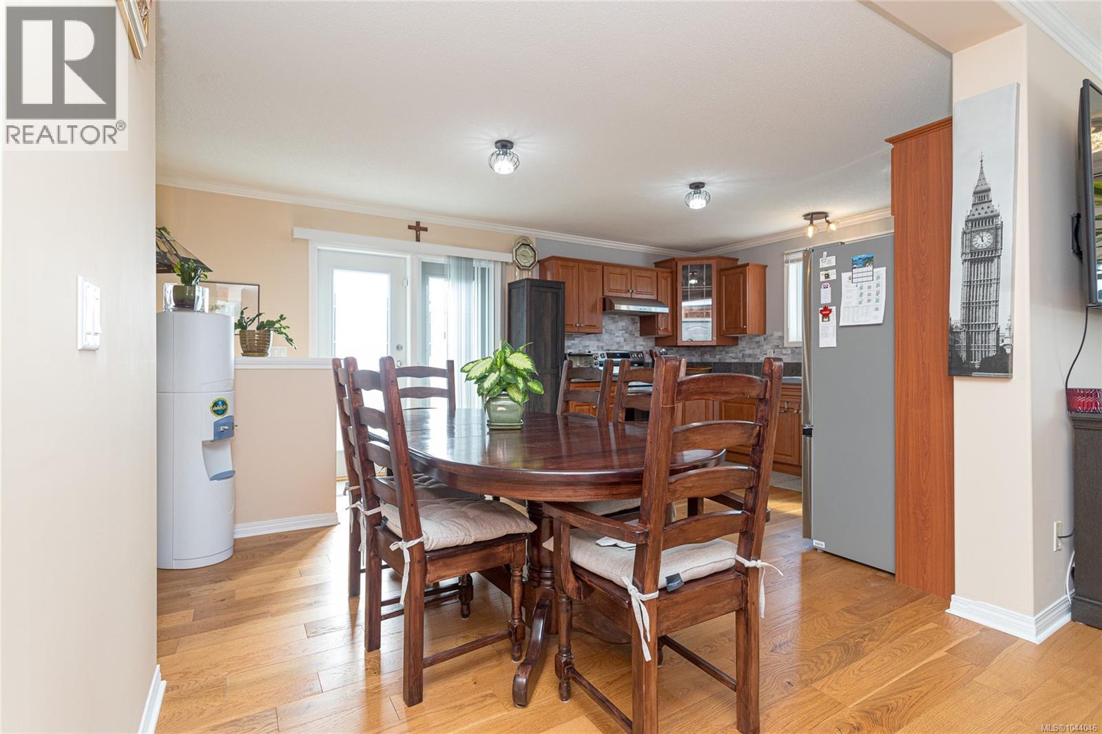 280 Lake Park Rd Property Photo 12