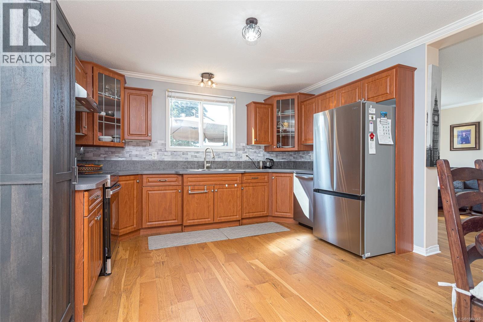 280 Lake Park Rd Property Photo 14