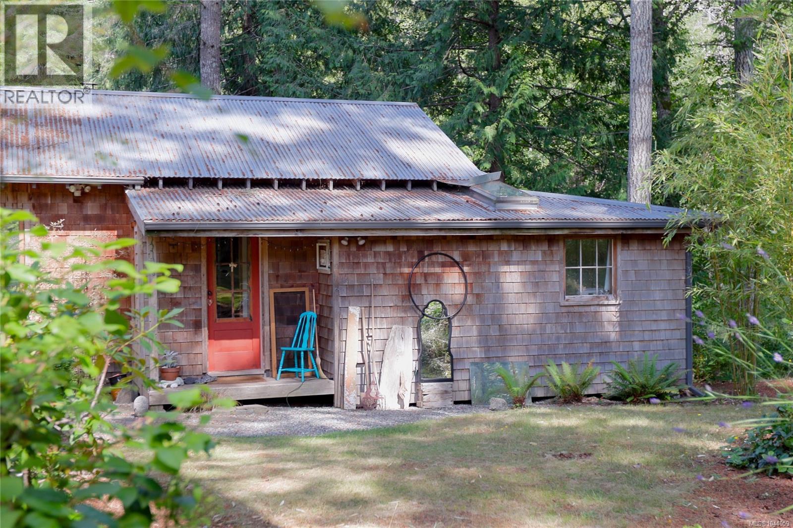 190 Mclennan Dr Property Photo 20