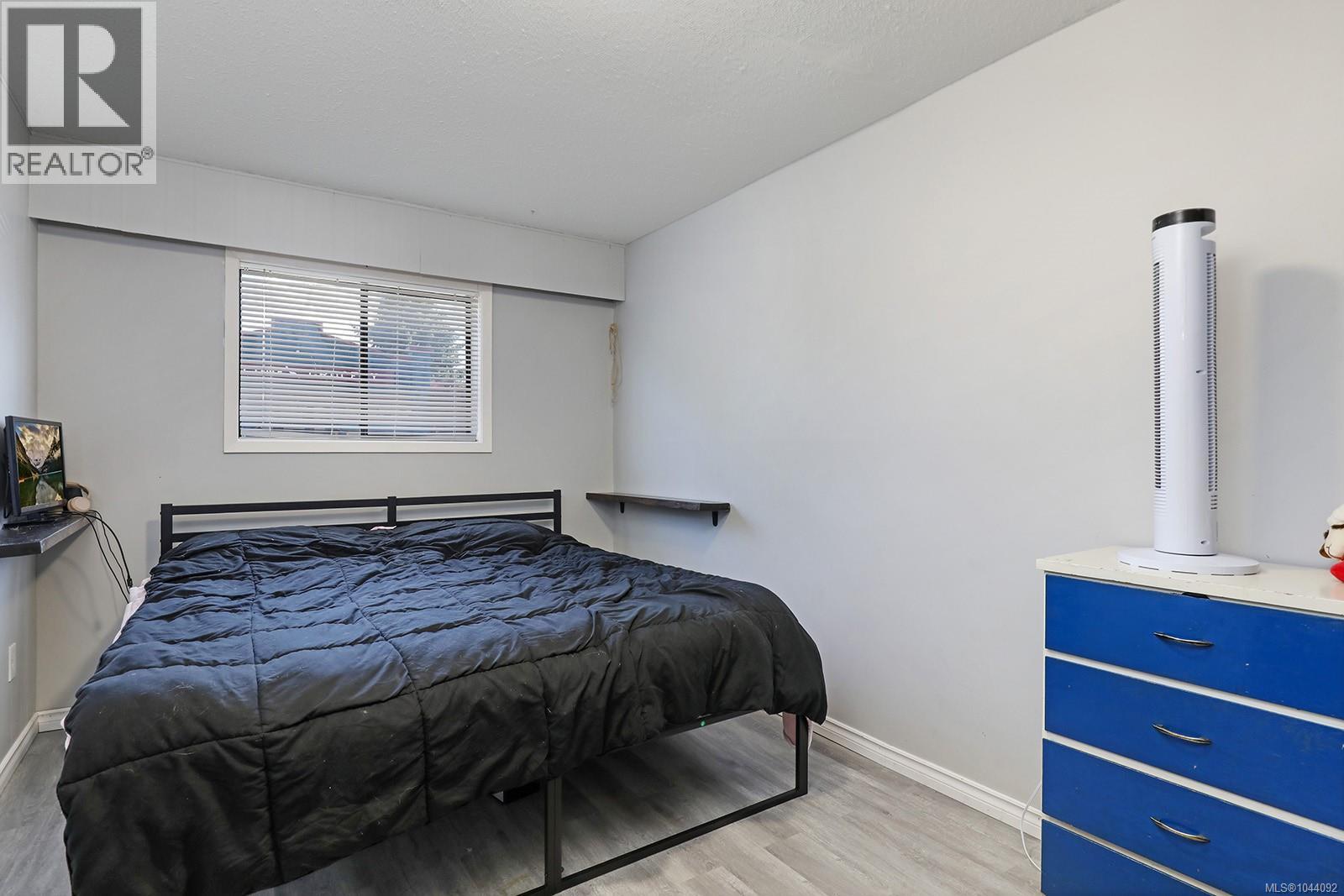 2780 Dunsmuir Ave Property Photo 12