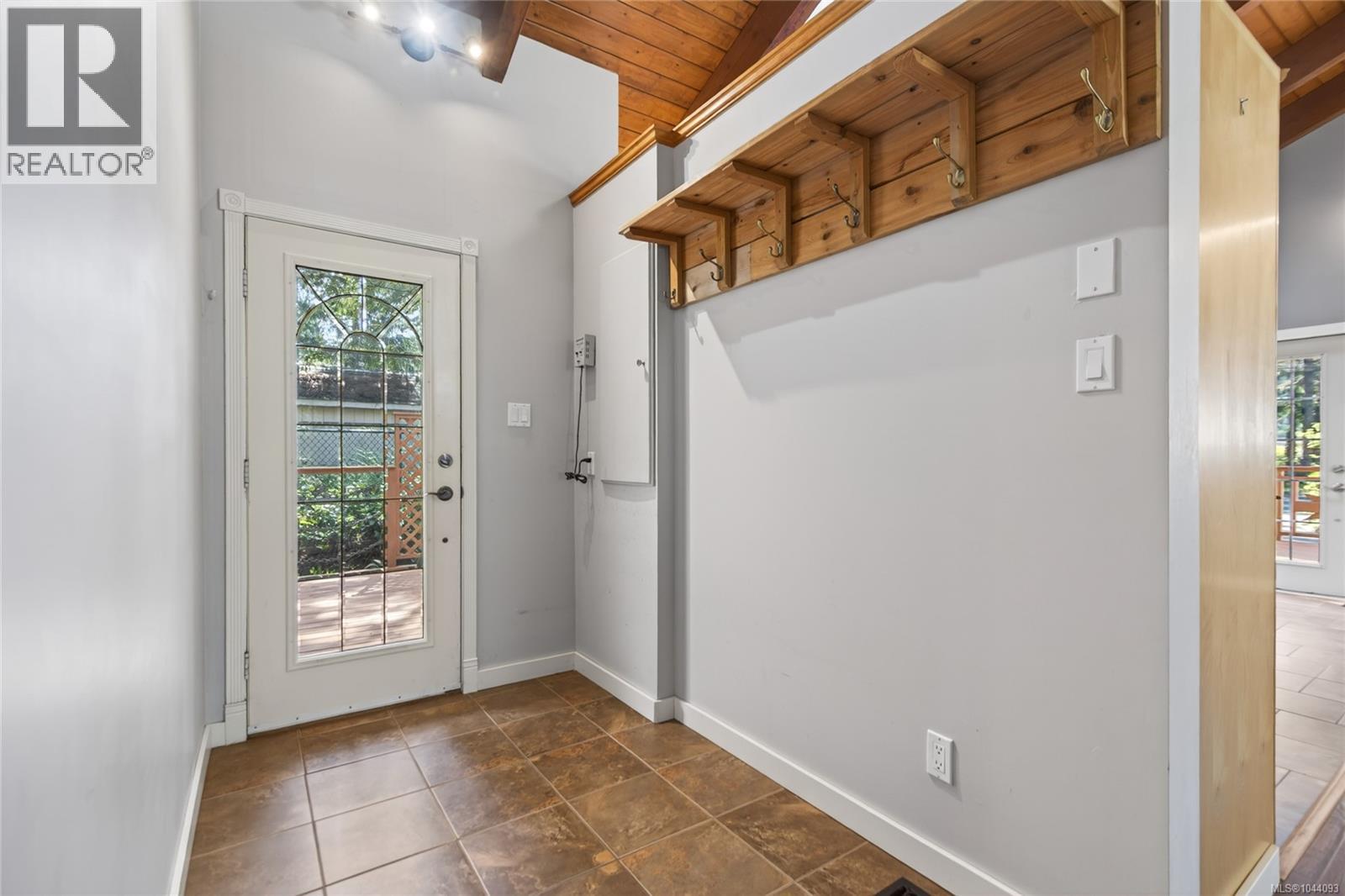 1764 Anderton Rd Property Photo 7