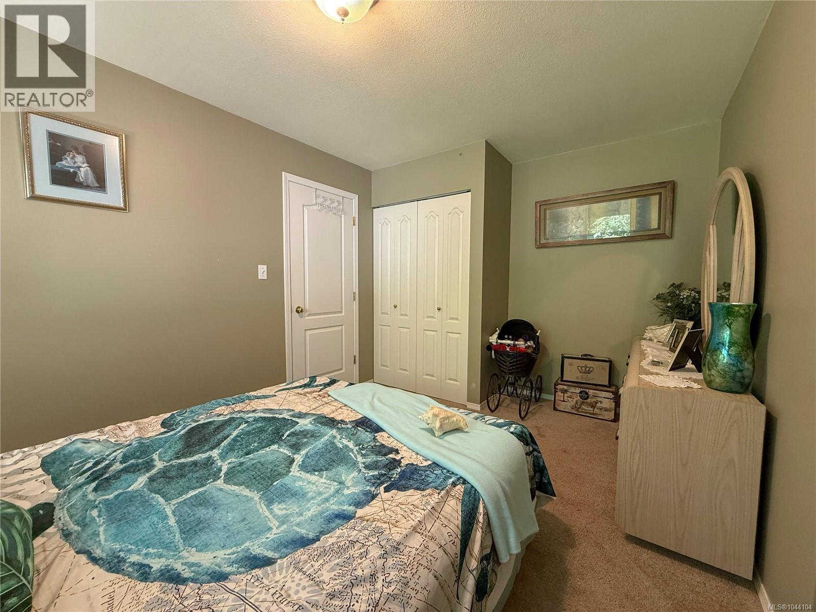 2525 Soderholm Crt Property Photo 30