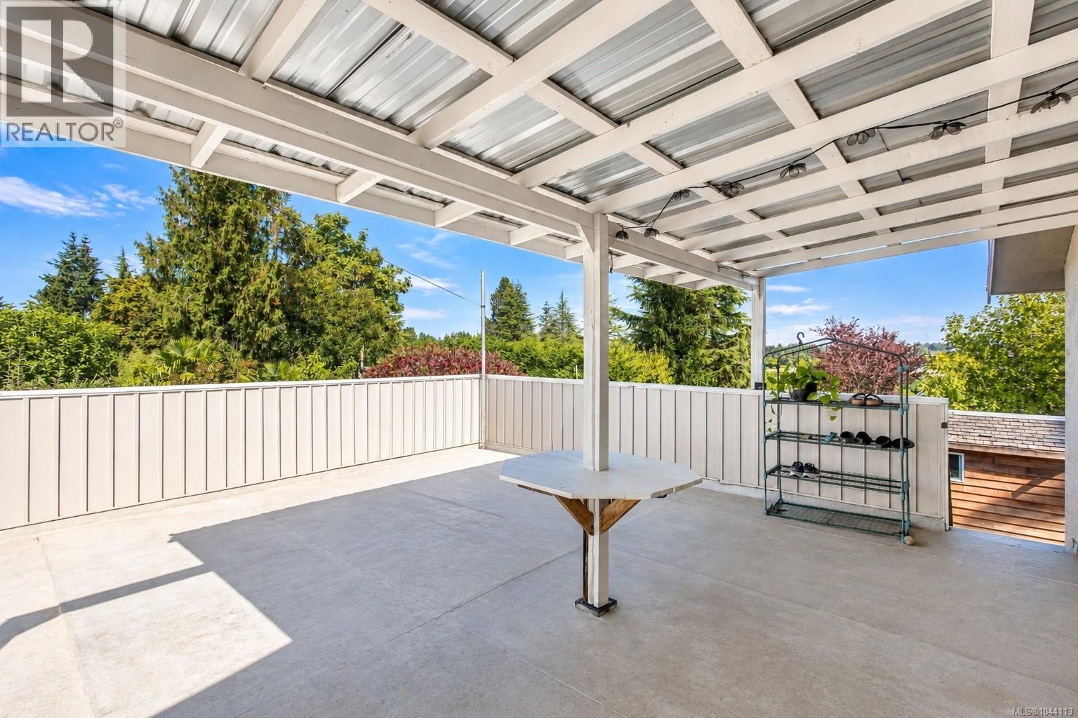 7031 West Saanich Rd Property Photo 17