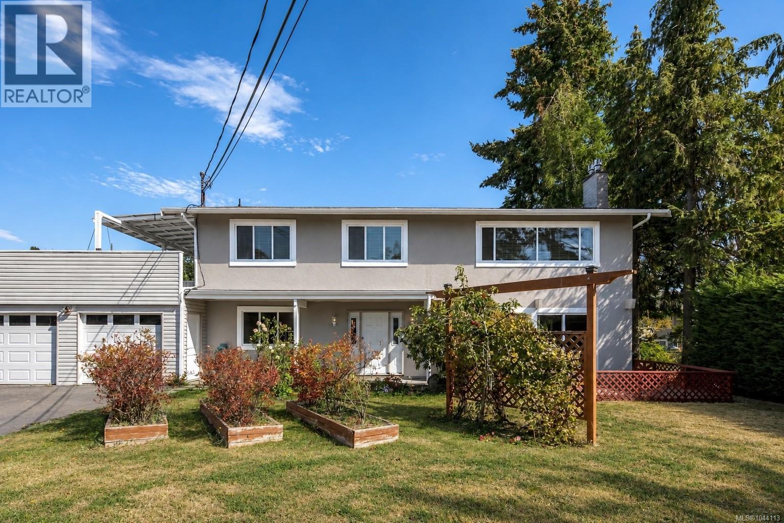 7031 West Saanich Rd Property Photo 32