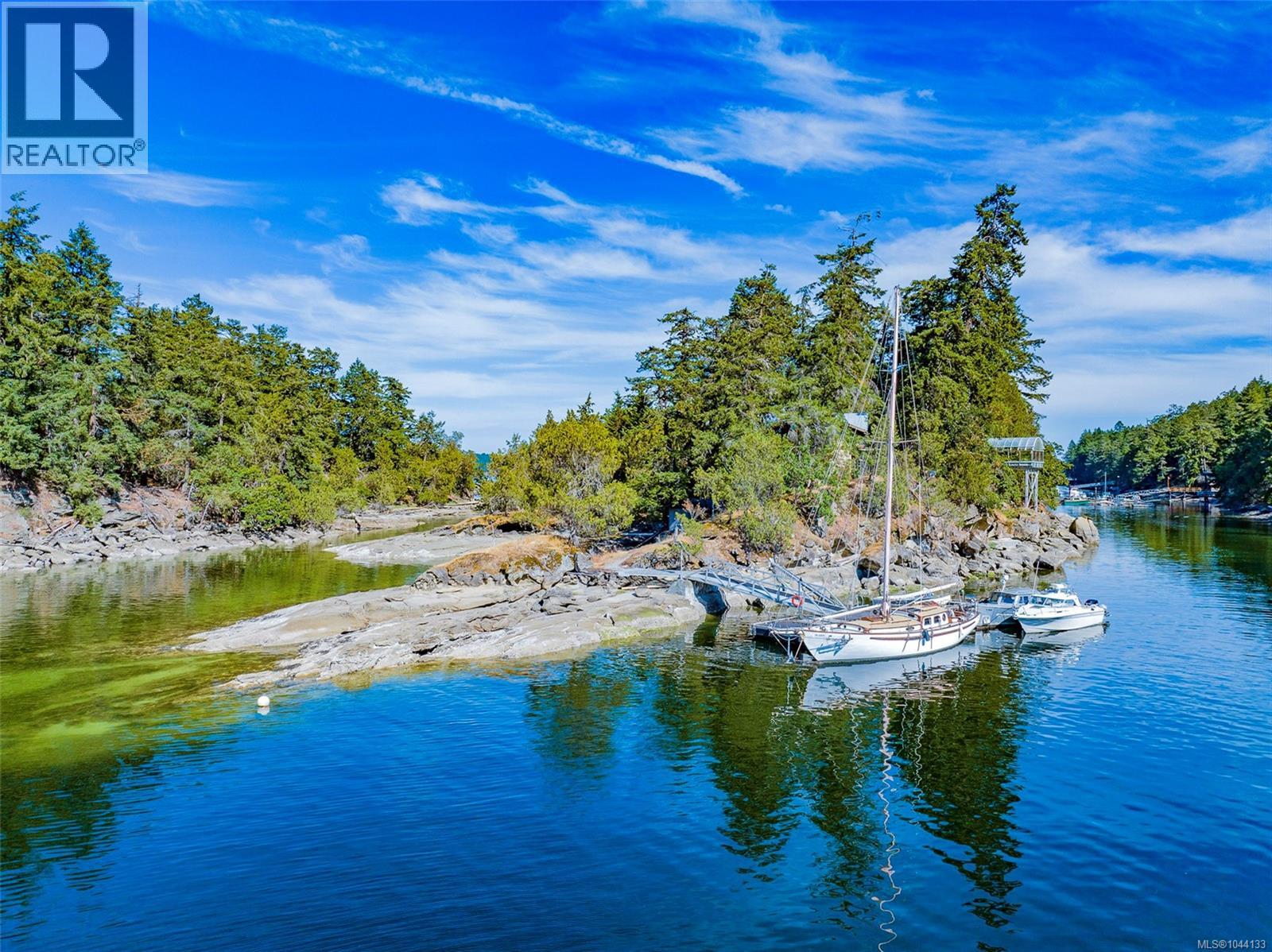1 Eaglet Island Property Photo 2