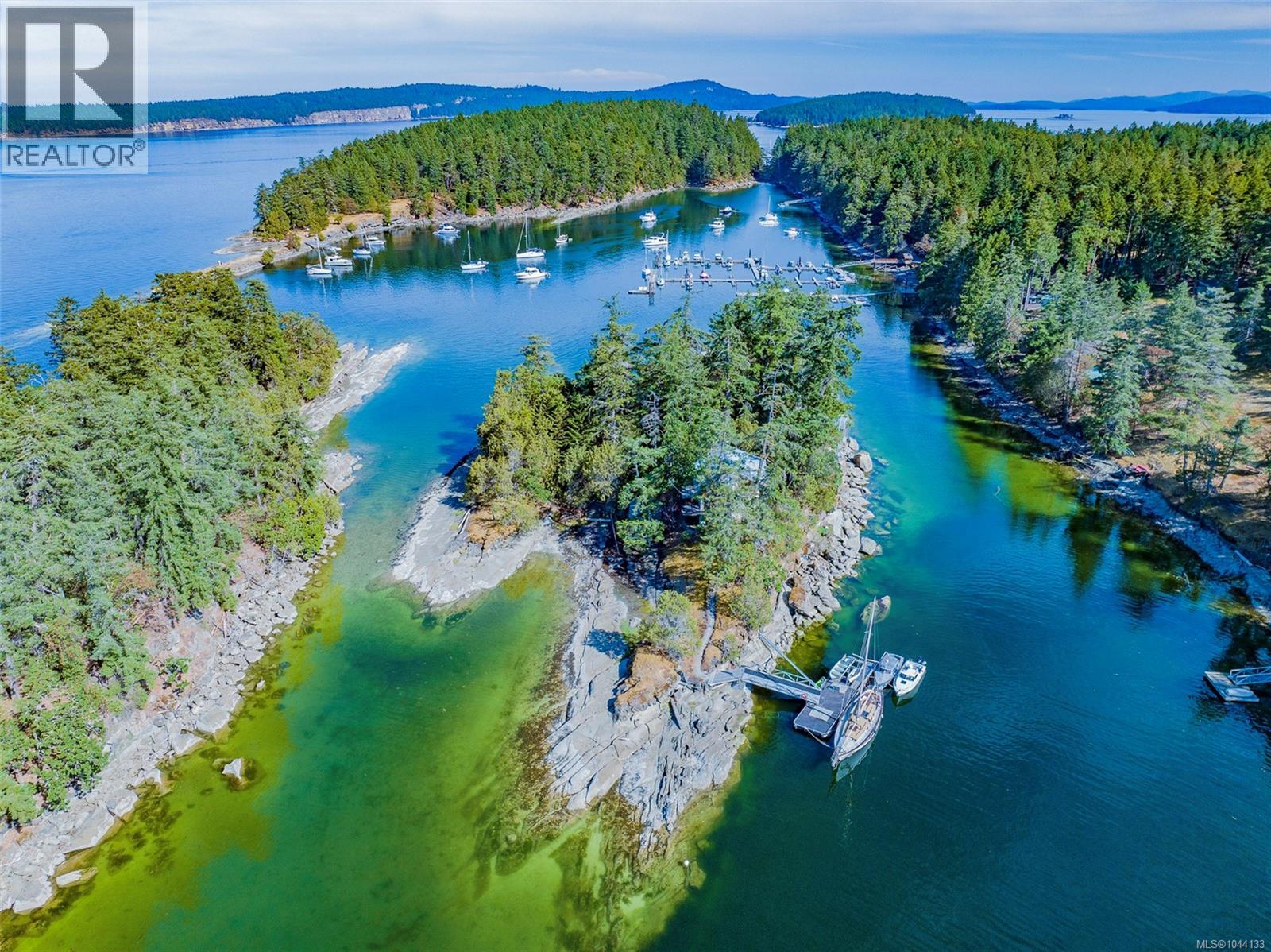 1 Eaglet Island Property Photo 5