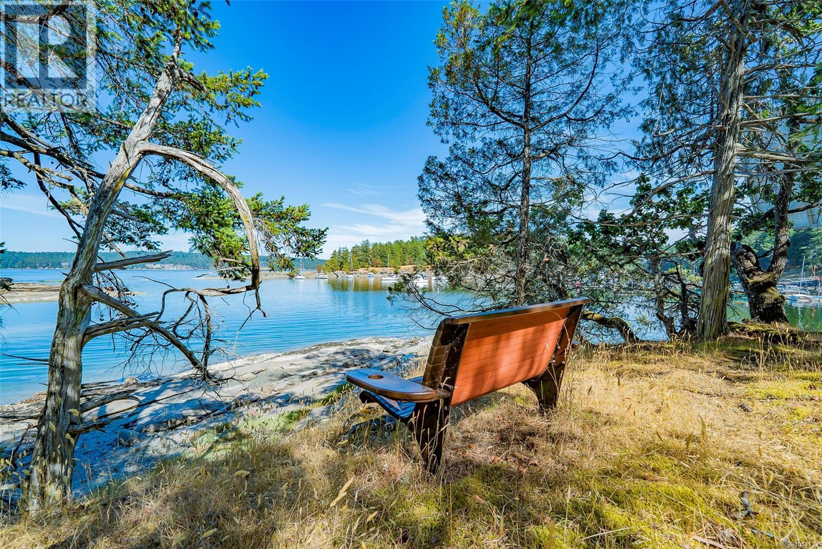 1 Eaglet Island Property Photo 9