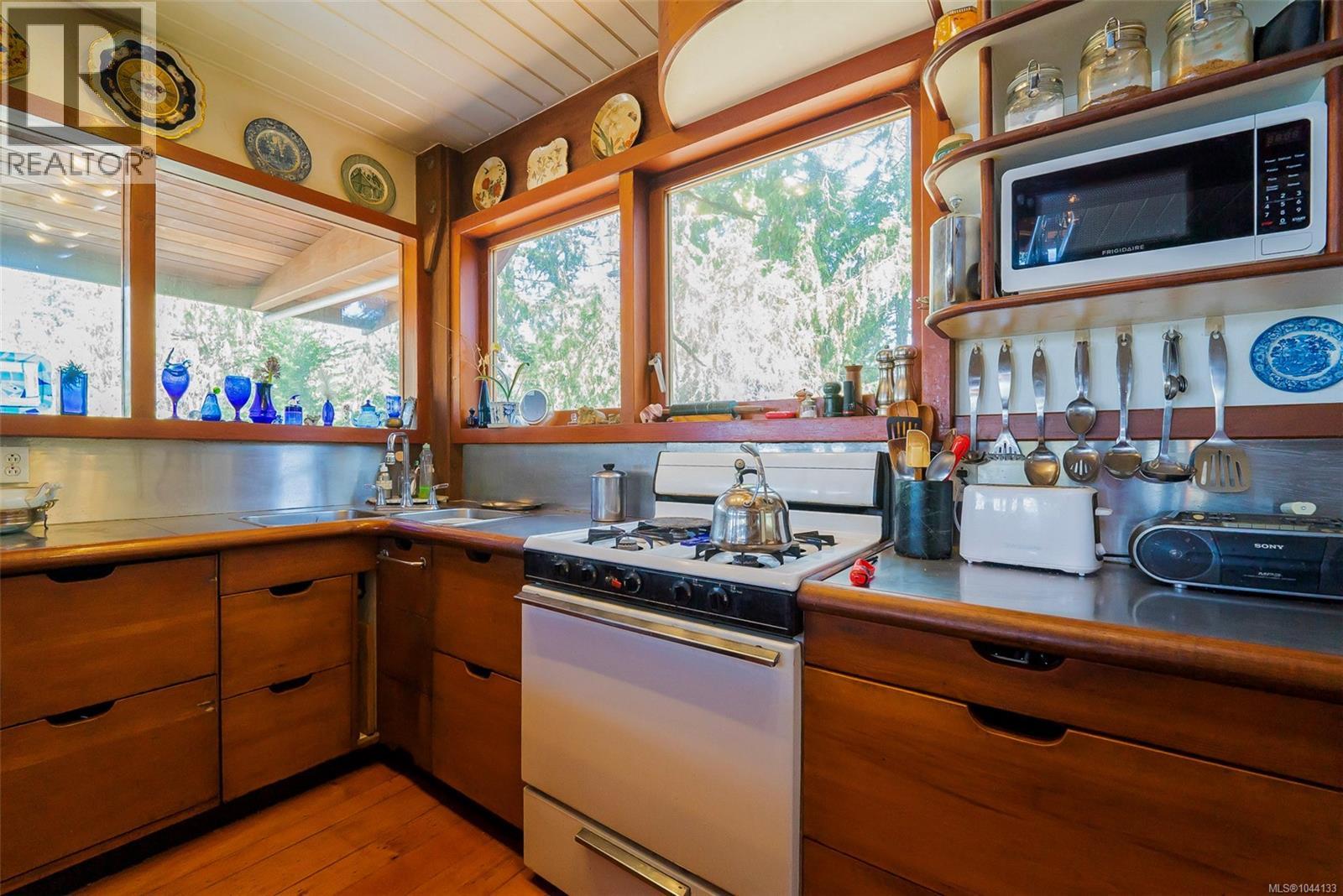 1 Eaglet Island Property Photo 22