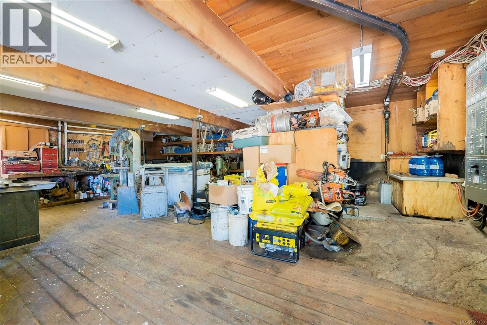 1 Eaglet Island Property Photo 38