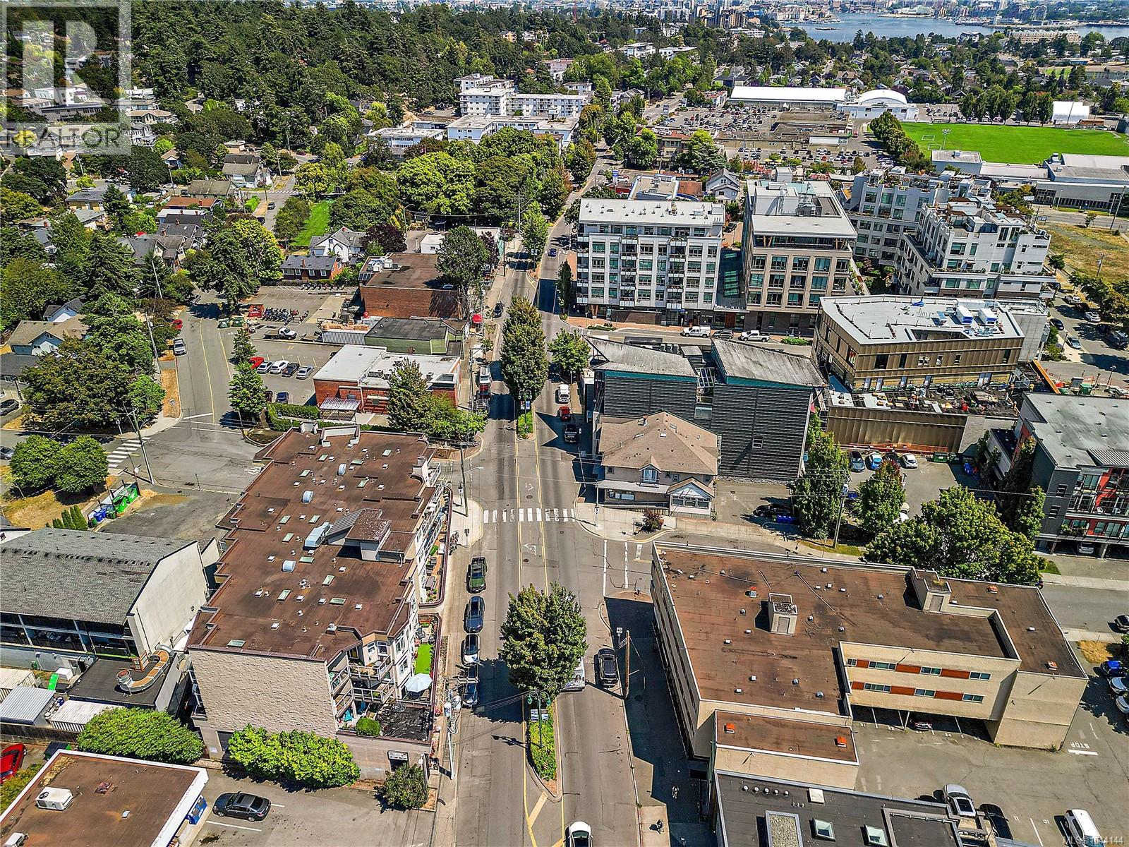 404 1258 Esquimalt Rd Property Photo 23