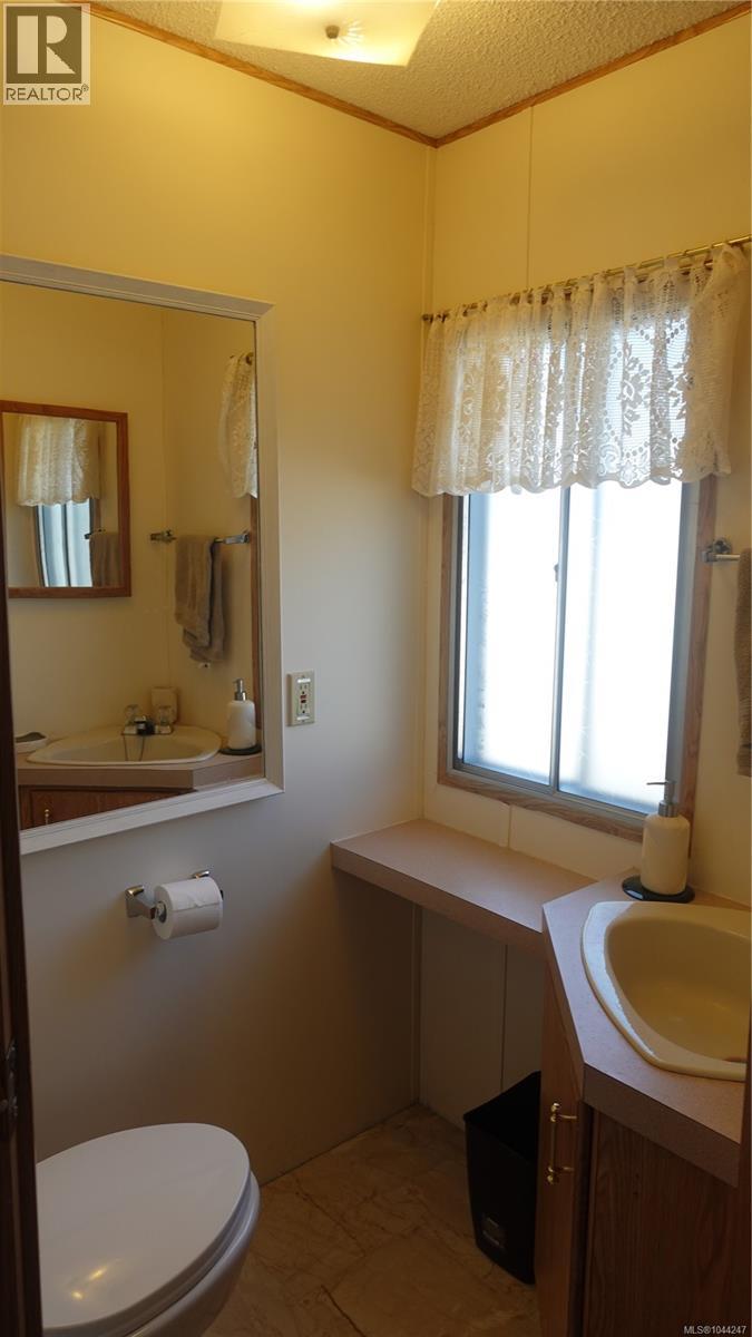 7 6820 Parklands Pl Property Photo 23