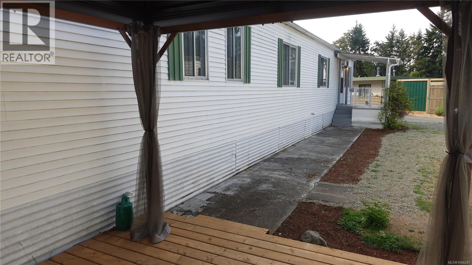 7 6820 Parklands Pl Property Photo 27