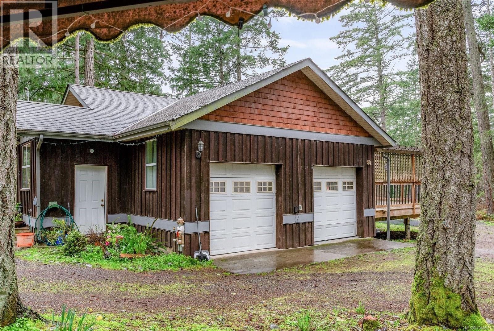 685 Rollo Rd Property Photo 21