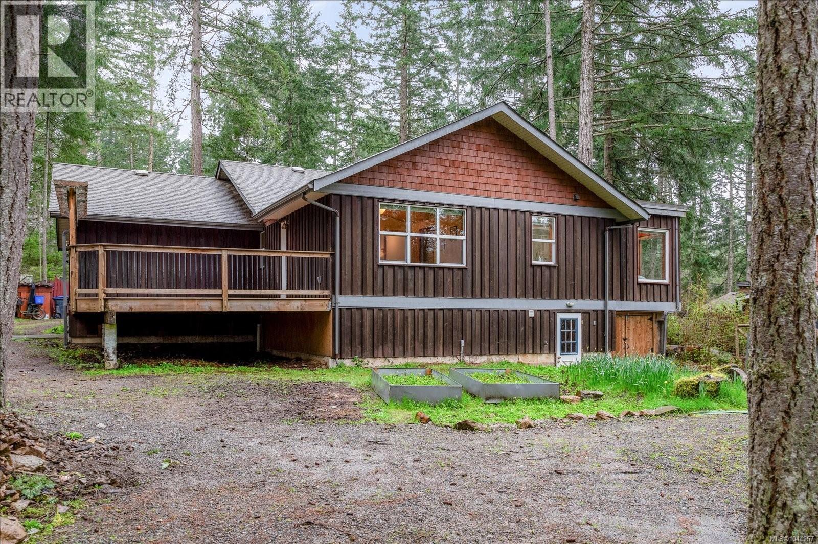 685 Rollo Rd Property Photo 23