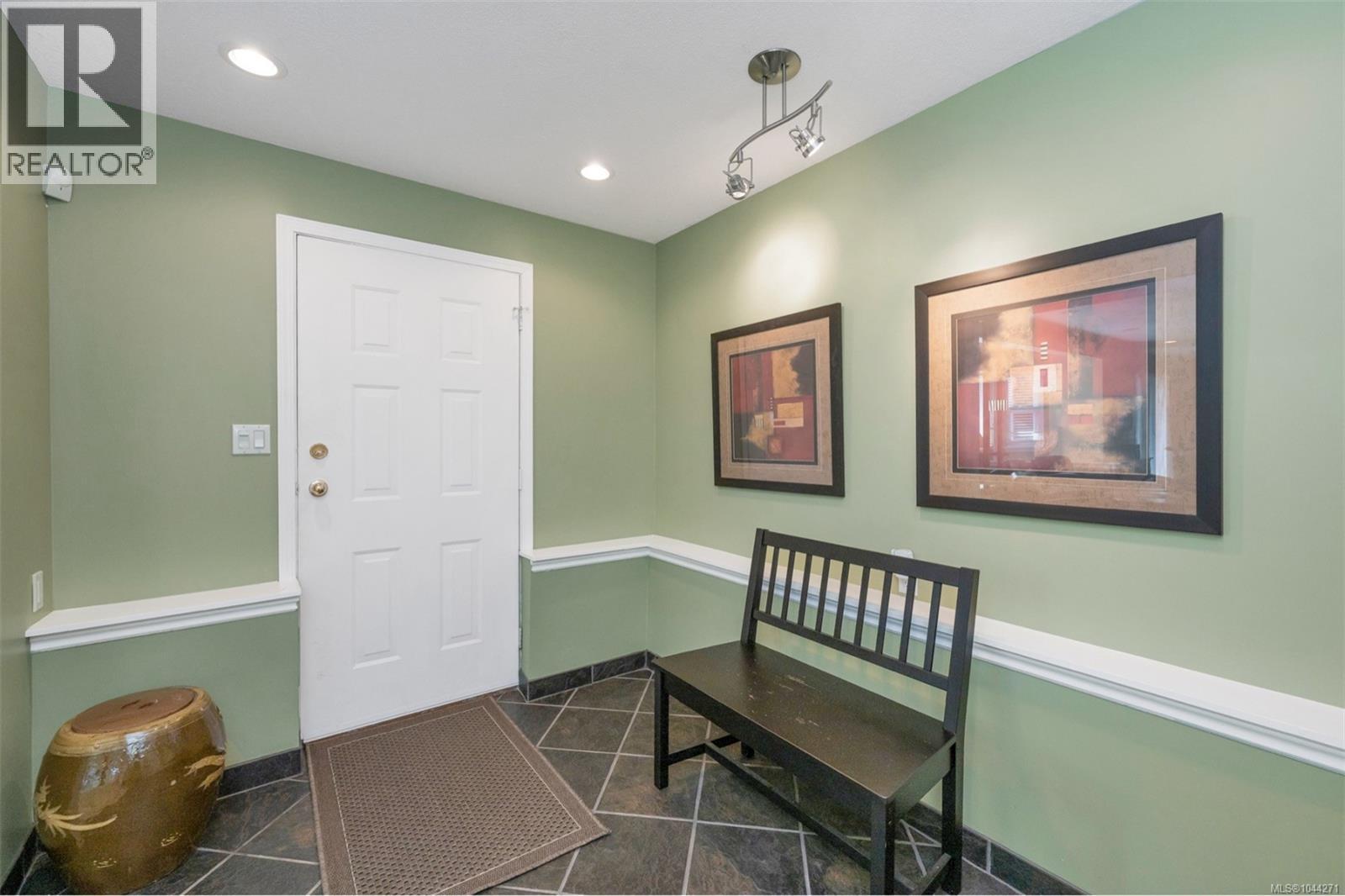 2840 Oceanside Lane Property Photo 42