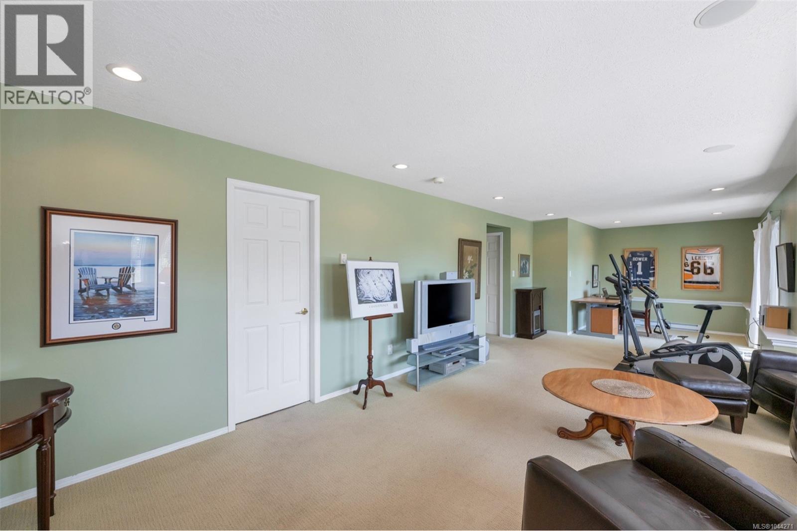 2840 Oceanside Lane Property Photo 46