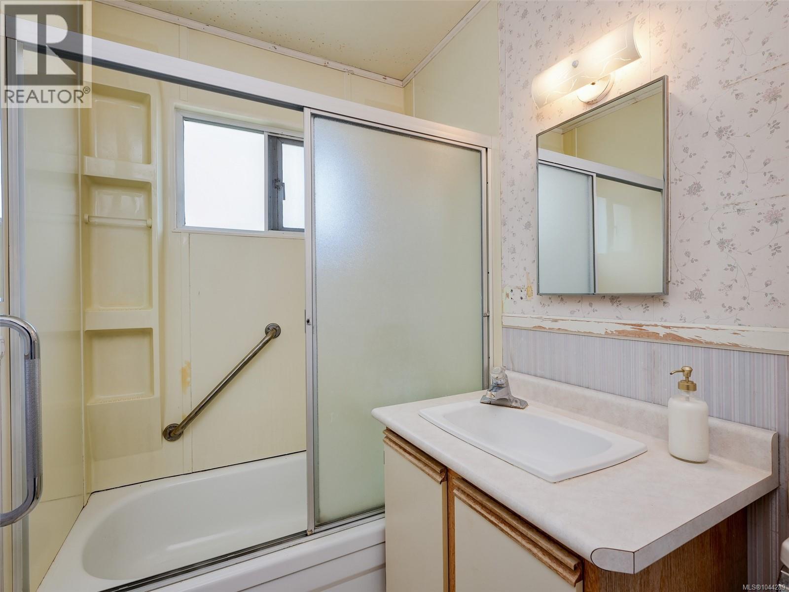 361 Cotlow Rd Property Photo 9