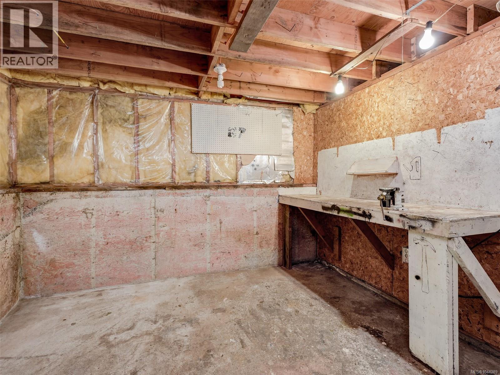 361 Cotlow Rd Property Photo 15